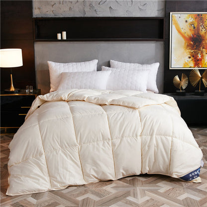 Hotels thicken fall and winter duvets